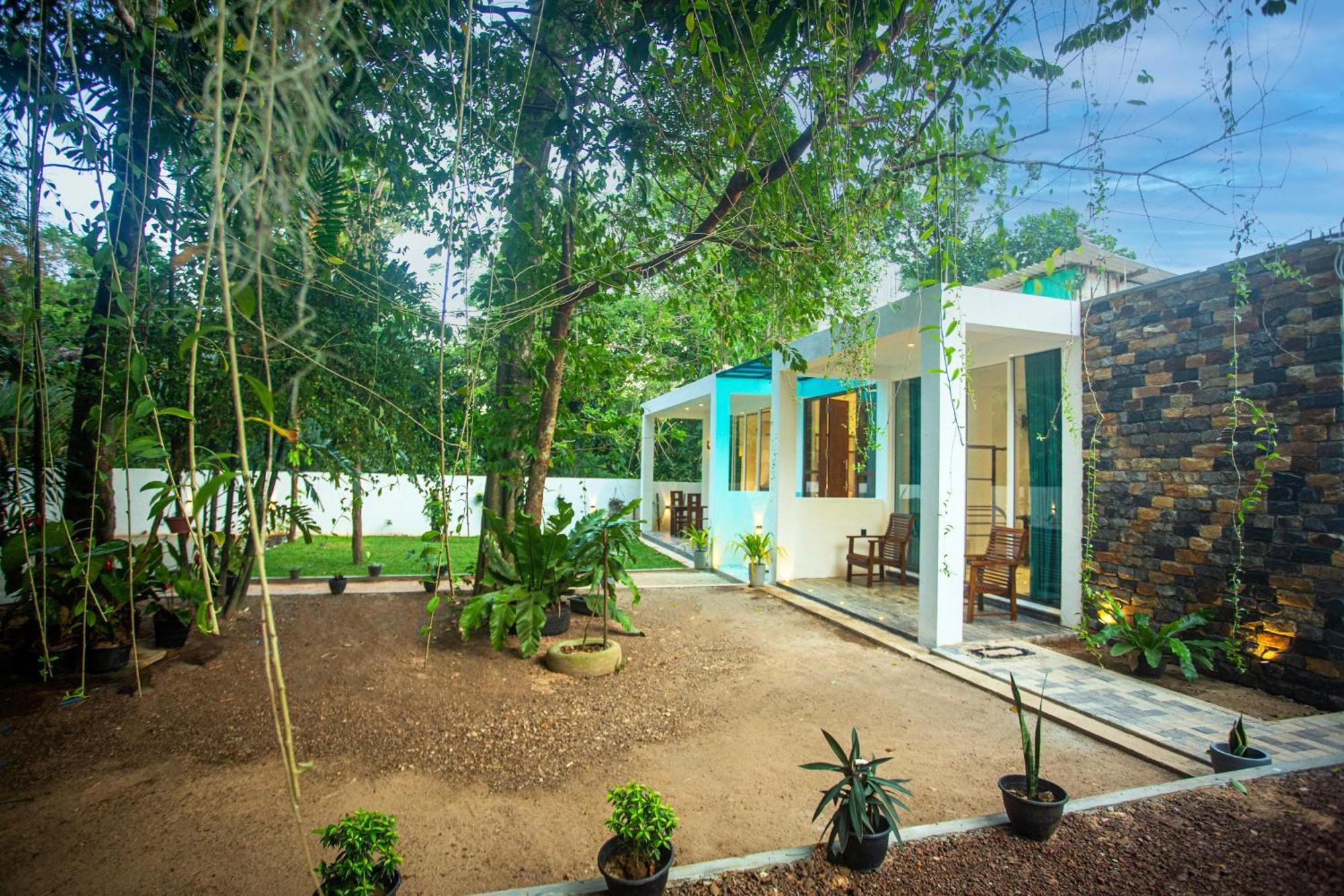 Villa Nine84 Mirissa Matara Exterior foto